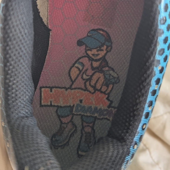 Girls Nike Softball Cleats - Used 1 Season - Picture 5 of 6